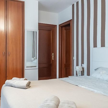 Coqueto Apartamento 2 Dormitorios Pamplona Luaran gambar